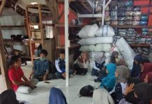 Tumbuhkan Mental Entrepreneur, Mahasiswa Pendidikan Matematika UMBY Kunjungi Batik Vifas