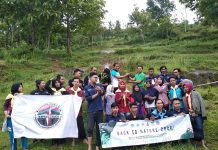 Cegah Longsor Mahasiswa UCY Hijaukan Kawasan Puncak Sumilir Gunungkidul
