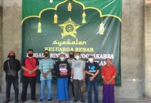 Silaturahmi Bersama Polda DIY, Ponpes Ibnu Hadi Prambanan Terima Bantuan Semen