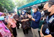 Bertemu Pedagang, Sandiaga Uno Didoakan Jadi Pemimpin Amanah dan Peduli Nasib Rakyat Kecil