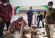 Pembangunan Gedung UKM UCY, Ketua YPTICY Letakkan Batu Pertama