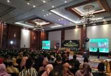 Menparekraf RI : Wisudawan UCY Harus Berani Berwirausaha dan Menciptakan Lapangan Kerja