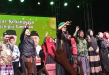 Rajut Persatuan dan Kesatuan, Ribuan Jamaah Ikuti Sholawat Kebangsaan