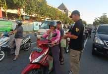 Puluhan Anggota Prambanan Raya Bersatu Bagikan Takjil Gratis