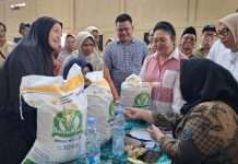 Pastikan Tak Ada Penyelewengan, Titiek Soeharto Pantau Penyaluran Bantuan Pangan di Sleman