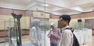 Pameran Keris “Pusaka Manjing Pawiyatan” Digelar di FITK UIN Sunan Kalijaga
