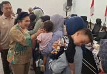 Safari Gemar Makan Ikan, Titiek Soeharto Salurkan Bantuan Paket Ikan ke 1000 Warga Kulon Progo