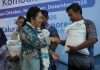 Titiek Soeharto Salurkan Bantuan Beras untuk Warga Nomporejo Kulon Progo, Cukup hingga Tiga Bulan